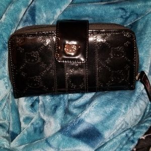 Loungefly hello kitty wallet